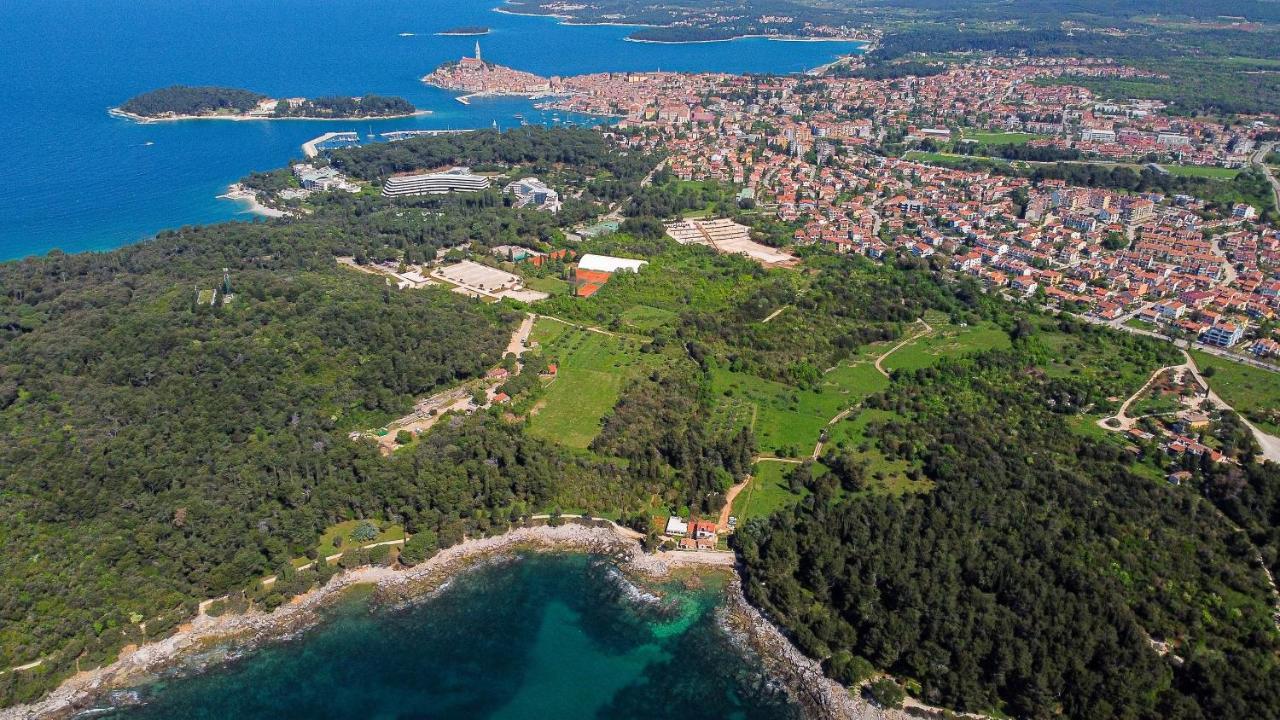 Cuvi Beach Apartments Rovinj Exterior foto