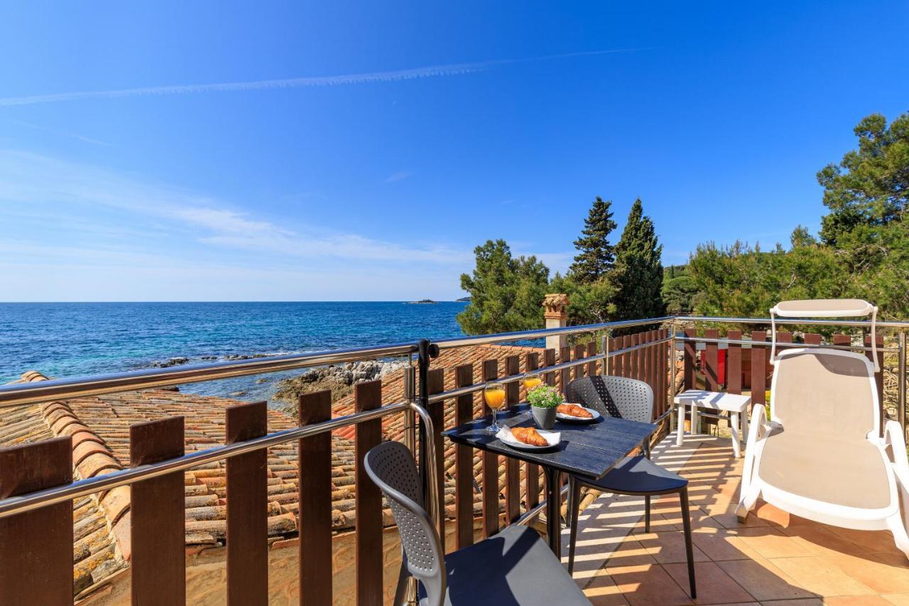 Cuvi Beach Apartments Rovinj Exterior foto
