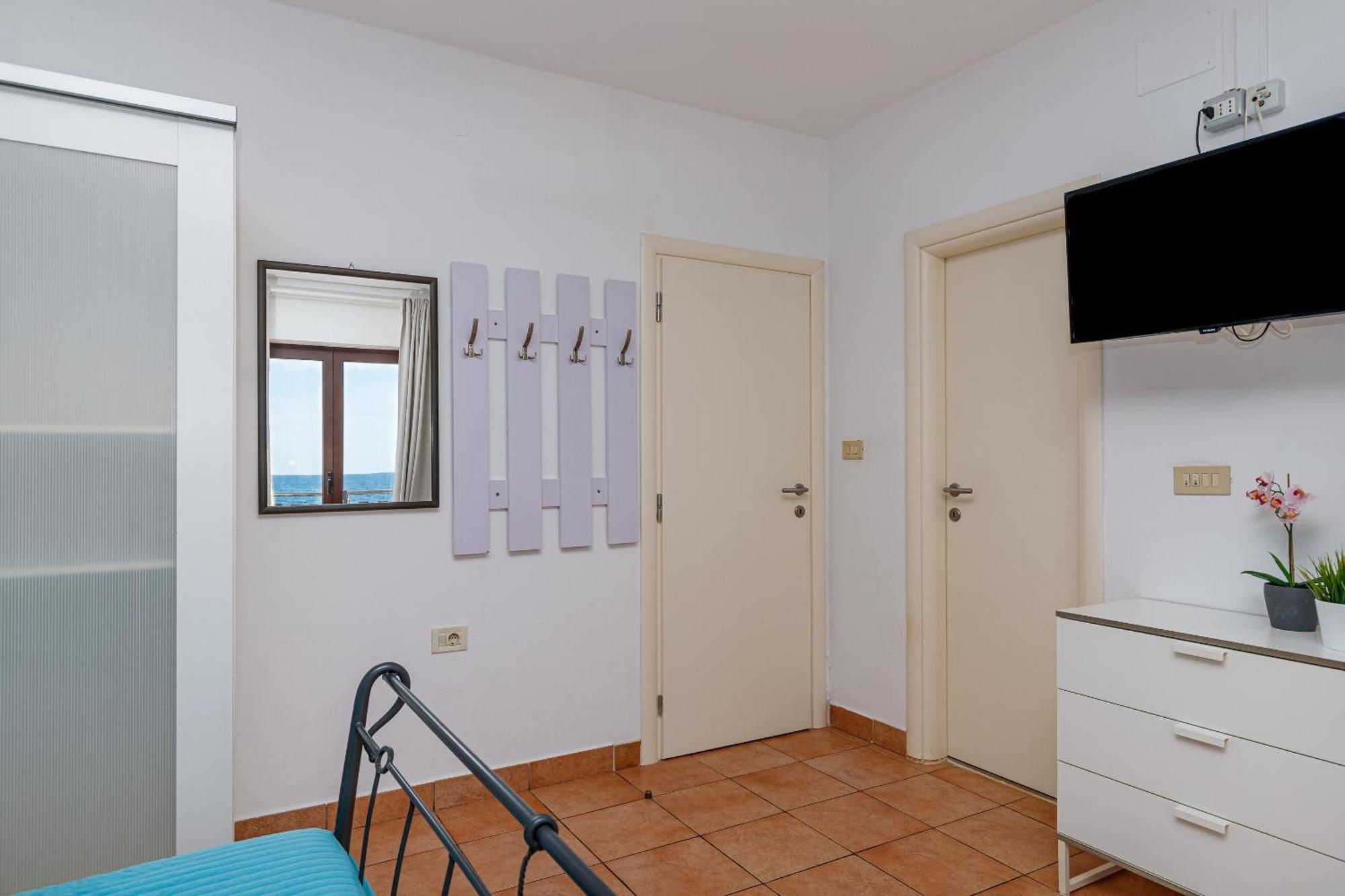 Cuvi Beach Apartments Rovinj Zimmer foto