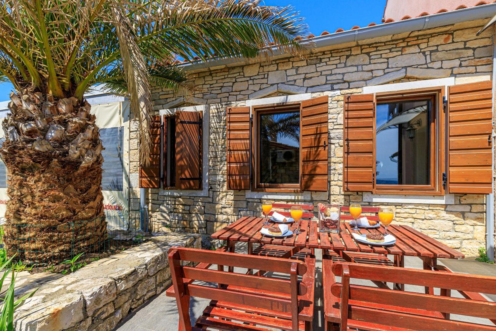 Cuvi Beach Apartments Rovinj Zimmer foto