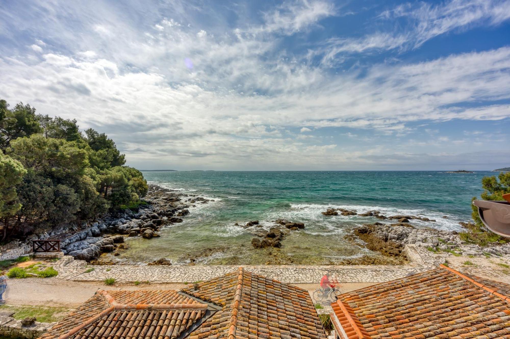 Cuvi Beach Apartments Rovinj Exterior foto