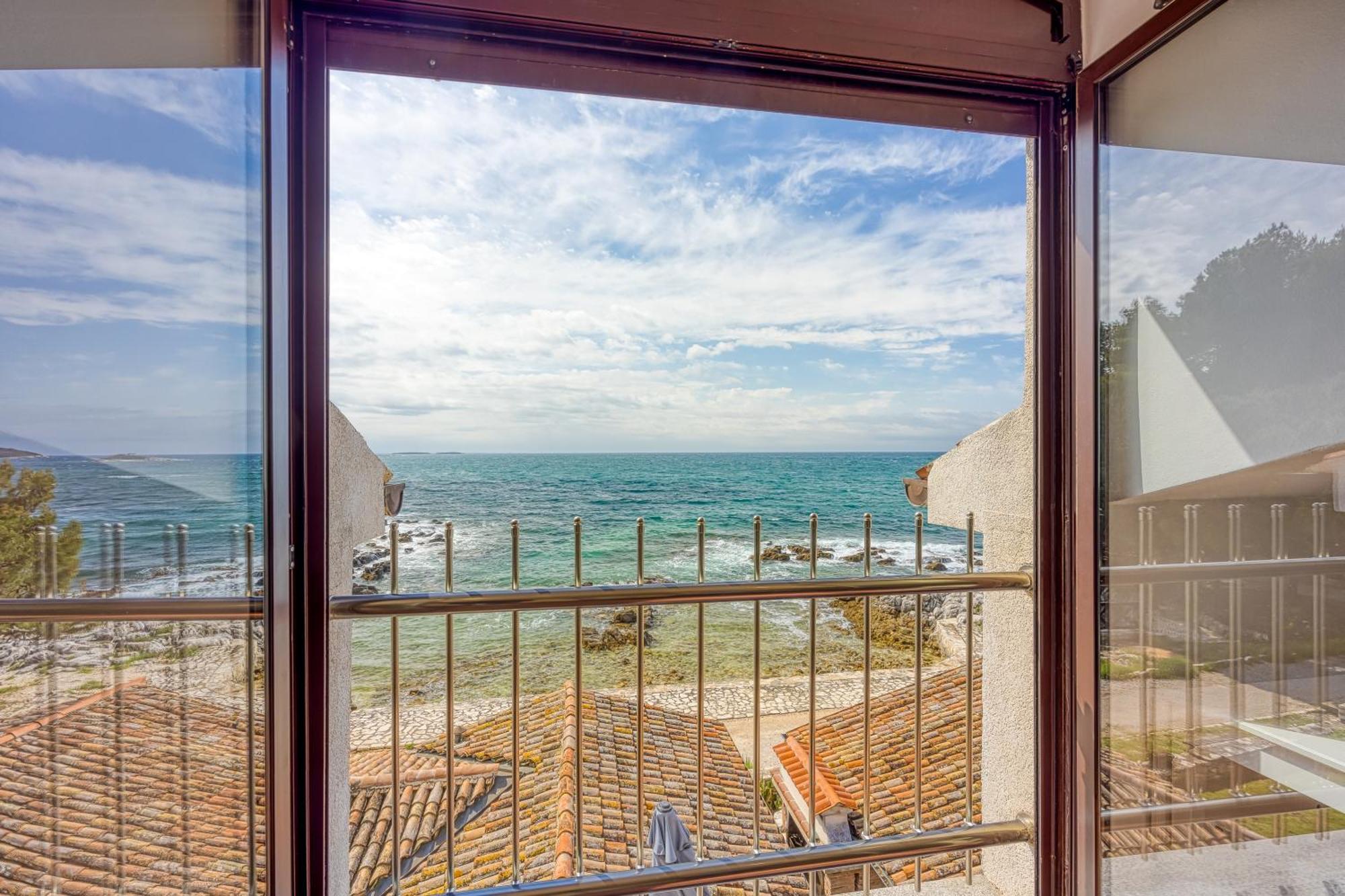 Cuvi Beach Apartments Rovinj Exterior foto